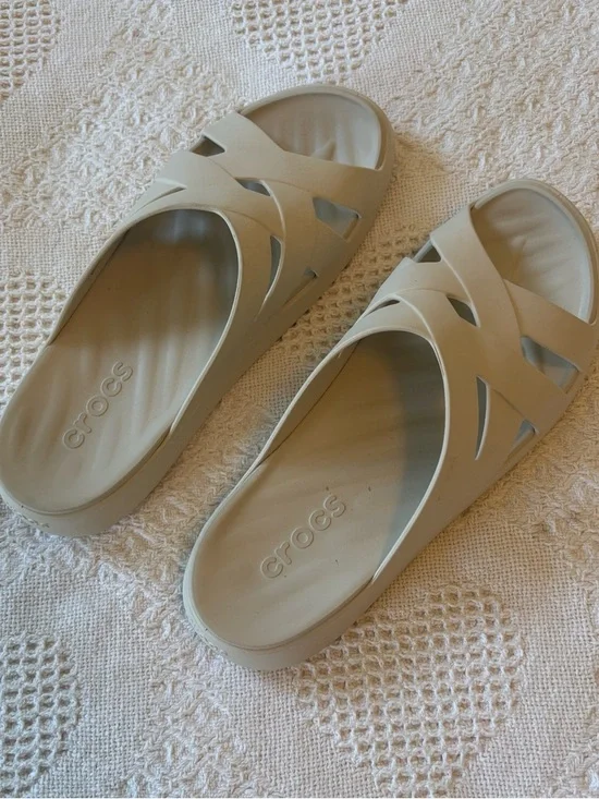 CROCS Women's Sandal Slides in Beige - Picture 4 of 7